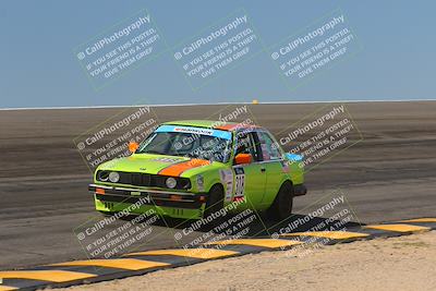 media/Oct-15-2023-Lucky Dog Racing Chuckwalla (Sun) [[f659570f60]]/2nd Stint Bowl/